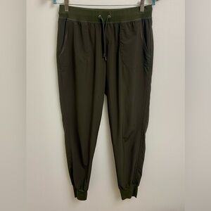 CRZ YOGA Olive Green Feathery-Fit Drawstring Pocket Jogger 28'' Women’s M
